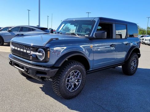 New 2025 Ford Bronco Badlands image 37