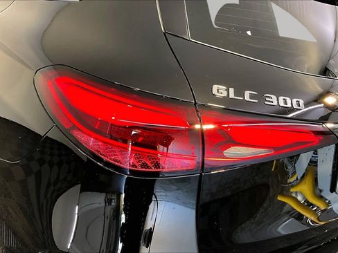 New 2026 Mercedes-Benz GLC 300 4MATIC image 5