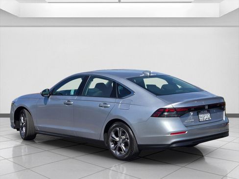 Certified 2023 Honda Accord EX image 7