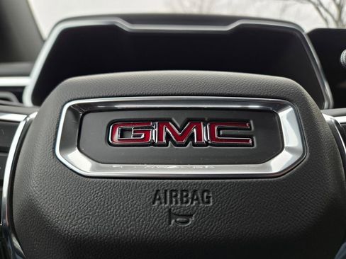 New 2025 GMC Canyon Elevation w/ Convenience Package image 15