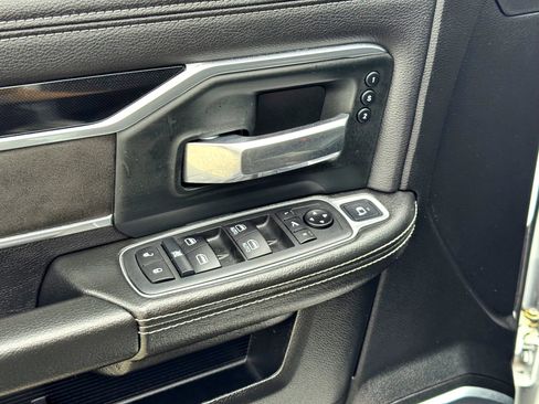 Used 2020 RAM 3500 Laramie image 15