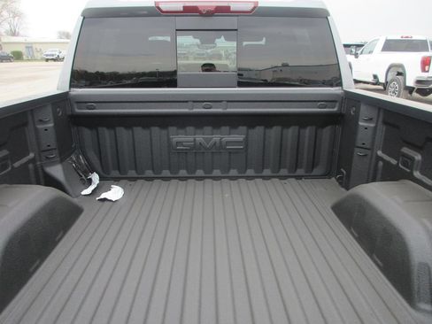 New 2026 GMC Sierra 1500 Denali w/ Denali Reserve Package AWD/4WD image 9