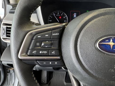 Used 2025 Subaru Outback Limited AWD/4WD image 29