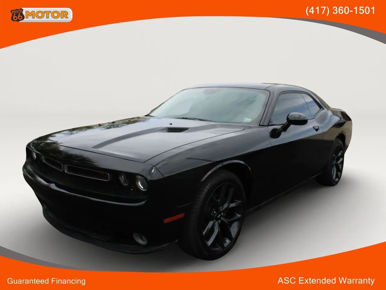 Used 2019 Dodge Challenger SXT w/ Blacktop Package RWD image 1