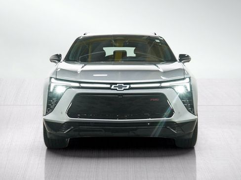 Used 2026 Chevrolet Blazer EV RS w/ Super Cruise Package AWD/4WD image 8