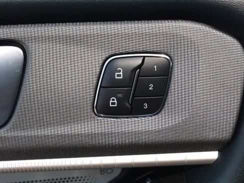 Used 2025 Ford Explorer ST AWD/4WD image 14