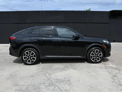 Used 2025 BMW X2 xDrive28i AWD/4WD image 6