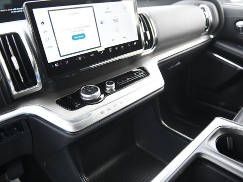 New 2027 Ford Expedition Platinum RWD image 22