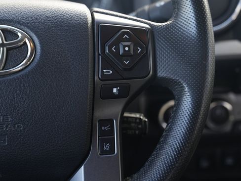 Used 2018 Toyota Tacoma TRD Pro image 39