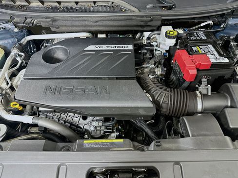 Used 2024 Nissan Rogue SV AWD/4WD image 32
