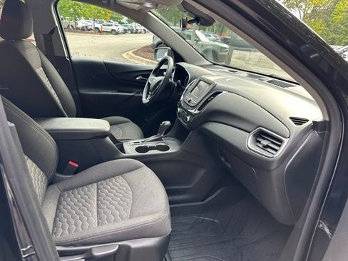 Used 2021 Chevrolet Equinox LT AWD/4WD image 29