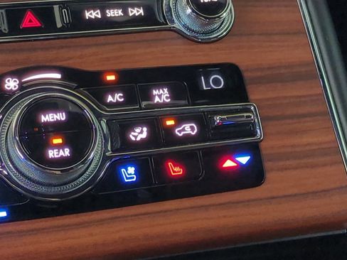 Used 2020 Lincoln Aviator Reserve w/ Equipment Group 202A AWD/4WD image 30