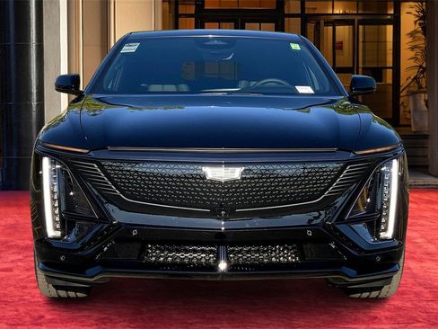 New 2026 Cadillac Lyriq V image 3