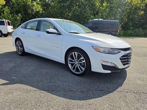 Used 2022 Chevrolet Malibu Premier FWD image 9