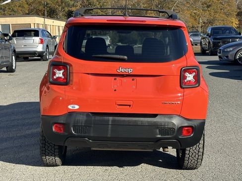 Used 2020 Jeep Renegade Sport w/ Sport Appearance Group image 7