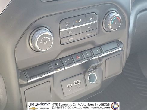 Certified 2022 Chevrolet Silverado 1500 Custom RWD image 17