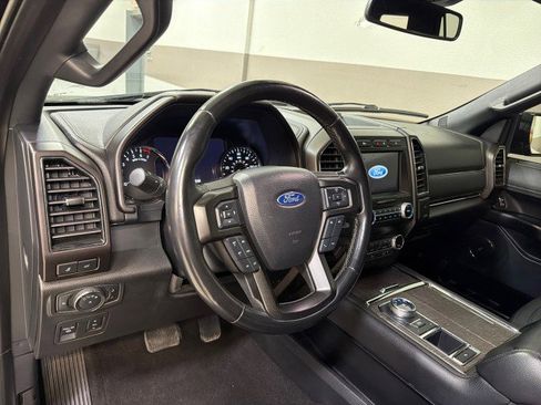 Used 2020 Ford Expedition Max Limited image 13