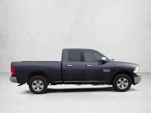 Used 2016 RAM 1500 Classic SLT AWD/4WD image 9