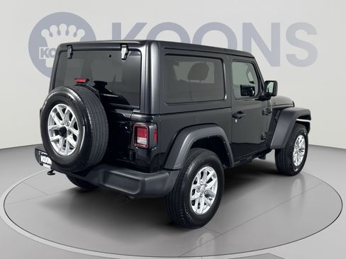 Used 2023 Jeep Wrangler Sport AWD/4WD image 7