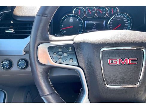 Used 2018 GMC Yukon SLT w/ Open Road Package AWD/4WD image 20