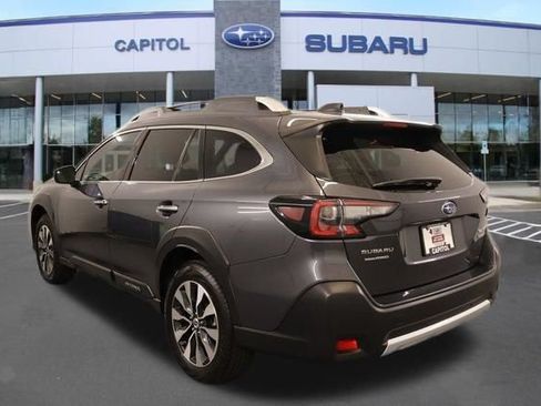 Used 2025 Subaru Outback Touring XT AWD/4WD image 5