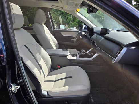 Used 2024 MAZDA CX-90 Plug-In Hybrid w/ Preferred AWD/4WD image 11
