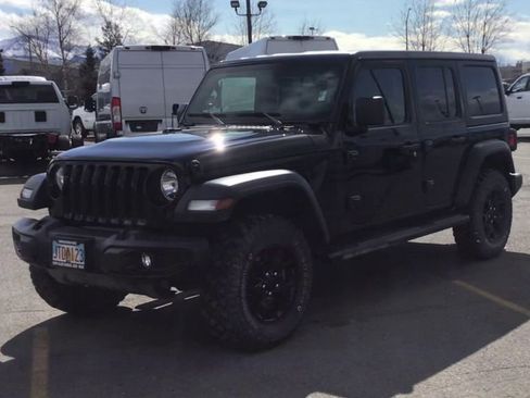 Certified 2020 Jeep Wrangler Unlimited Willys image 4