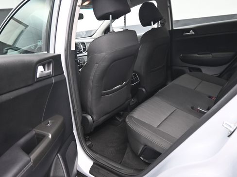 Used 2019 Kia Sportage LX AWD/4WD image 24