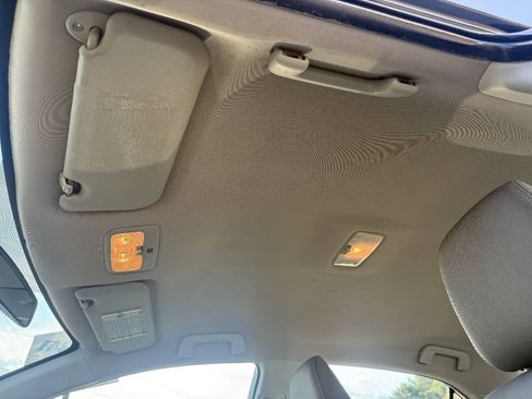 Used 2014 Toyota Corolla LE FWD image 22