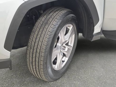 Certified 2025 Toyota RAV4 XLE AWD/4WD image 28