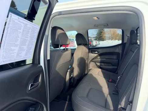 Used 2017 Chevrolet Colorado LT w/ LT Convenience Package image 16