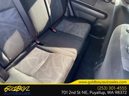 Used 2013 Scion xB FWD image 25