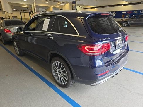 Used 2021 Mercedes-Benz GLC 300 4MATIC w/ AMG Line image 6
