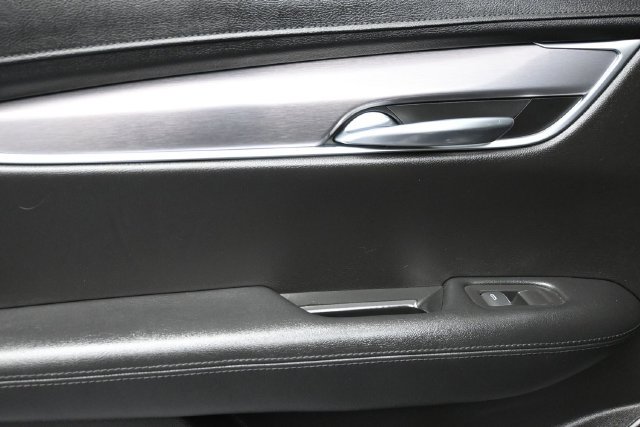 Used 2019 Cadillac XT5 Luxury FWD image 10