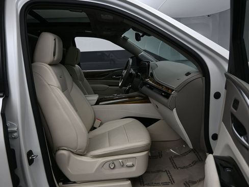 Used 2023 Cadillac Escalade Sport Platinum image 35
