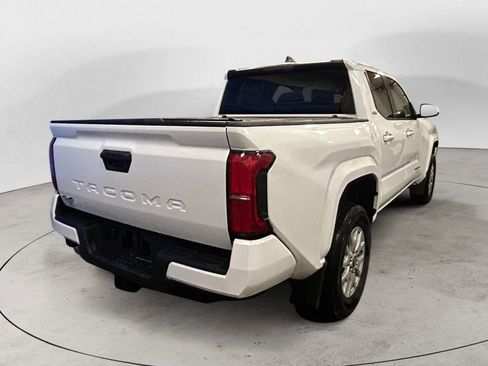 Used 2024 Toyota Tacoma SR5 image 5
