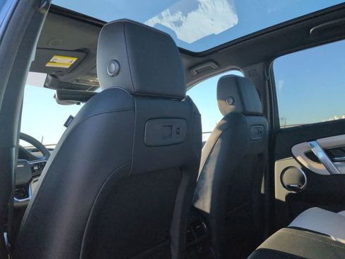 New 2026 Land Rover Discovery Sport Landmark image 16