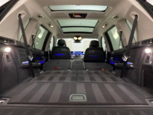 Used 2025 BMW X7 xDrive40i w/ Premium Package AWD/4WD image 97