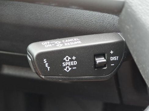 Certified 2025 Audi Q5 Premium Plus w/ Premium Plus AWD/4WD image 19