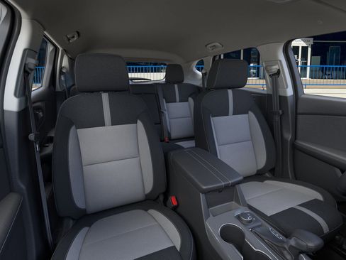 New 2025 Chevrolet Blazer LT w/ Convenience Package image 16