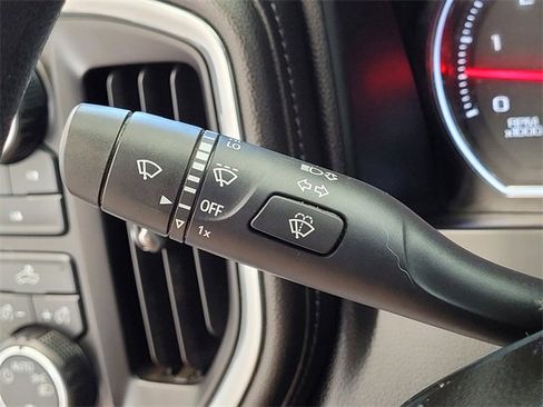 Used 2020 Chevrolet Silverado 2500 LT w/ Z71 Off-Road Package image 31