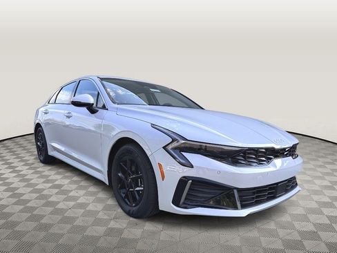 New 2026 Kia K5 LXS FWD image 3