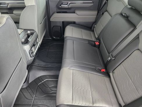 New 2026 Chevrolet Silverado 2500 ZR2 AWD/4WD image 34