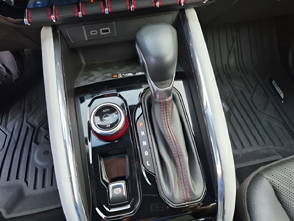 Used 2023 GMC Canyon AT4X AWD/4WD image 30