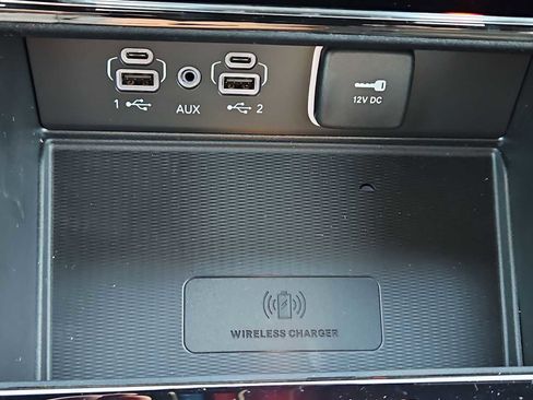 New 2025 Jeep Grand Cherokee Altitude image 29