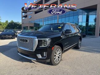 Used 2021 GMC Yukon XL Denali w/ Denali Ultimate Package AWD/4WD video 1