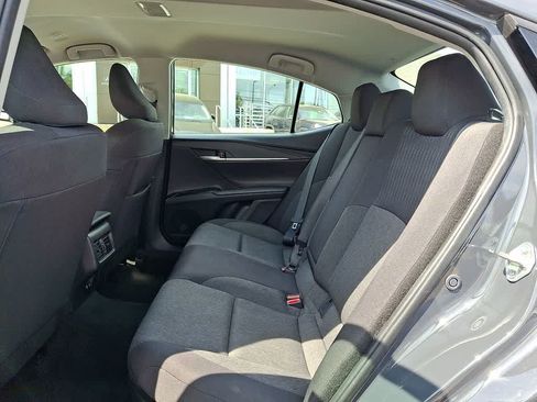 Used 2025 Toyota Camry LE FWD image 10