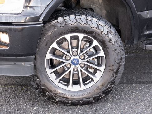 Used 2019 Ford F150 XLT w/ Equipment Group 302A Luxury image 22