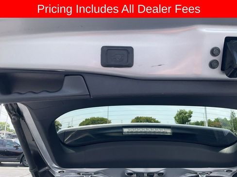 Used 2019 Toyota RAV4 XLE Premium w/ Cold Weather Package FWD image 16