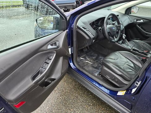 Used 2016 Ford Focus SE w/ Equipment Group 201A image 13